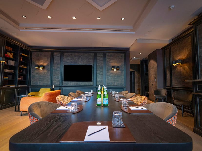 Château Tortue Hamburg, elegant private dining, board meeting, event