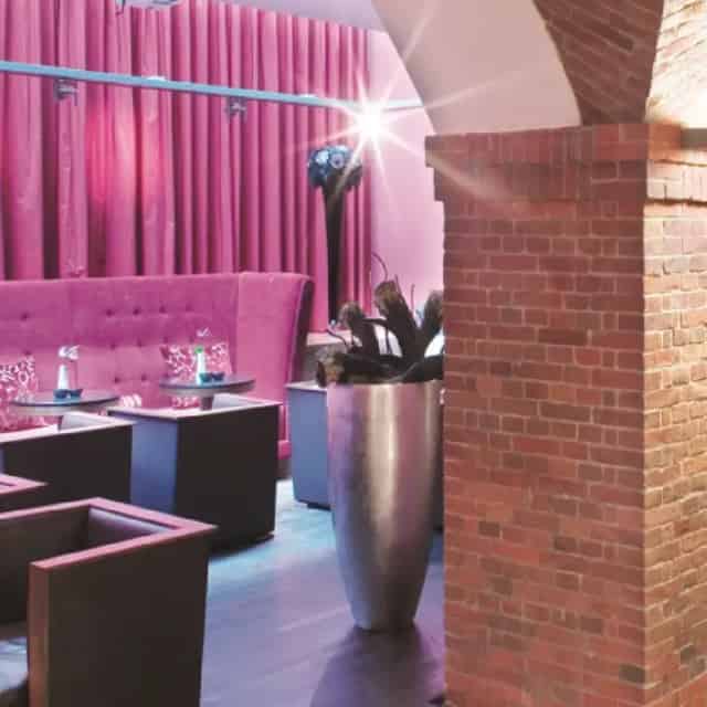 bar