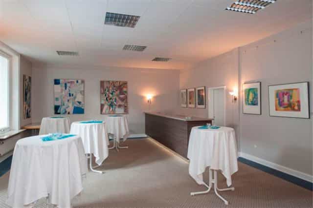 Berliner Zimmer event space, bar, networking, gallery