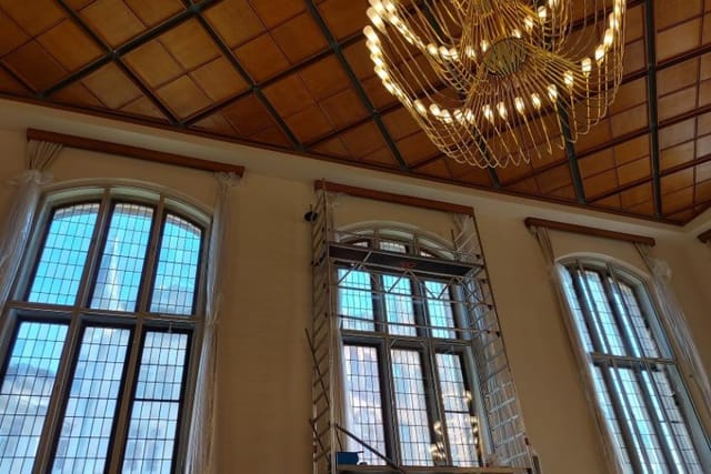Elegant Reimarus-Saal venue with large windows, perfect for conferences or formal gatherings.
