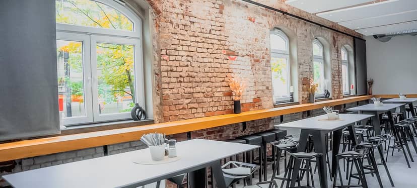 Hamburg event venue, industrial chic, networking, workshops