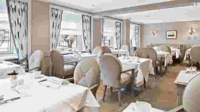 restaurant