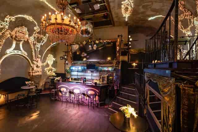 Prinzenbar opulent vintage event venue, cocktail party, launch