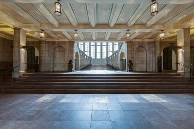 Altonaer Museum foyer, grand staircase, VIP event, wedding venue
