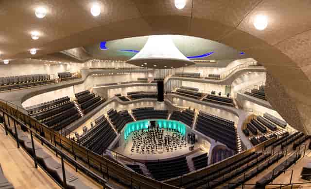 Elbphilharmonie Grand Hall: stunning acoustics, gala, product launch