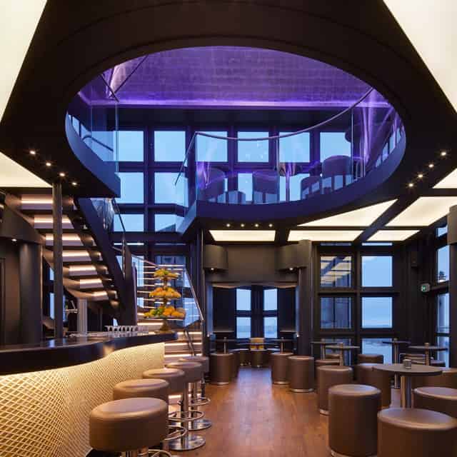 bar