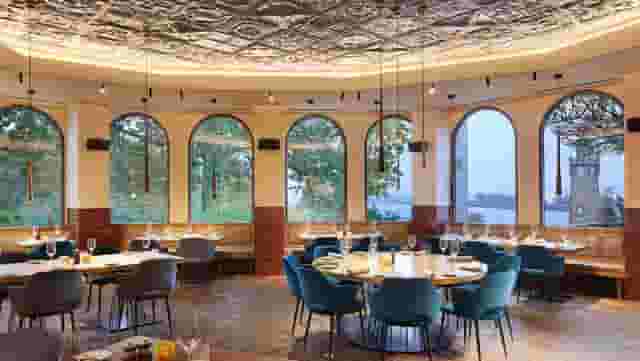 restaurant