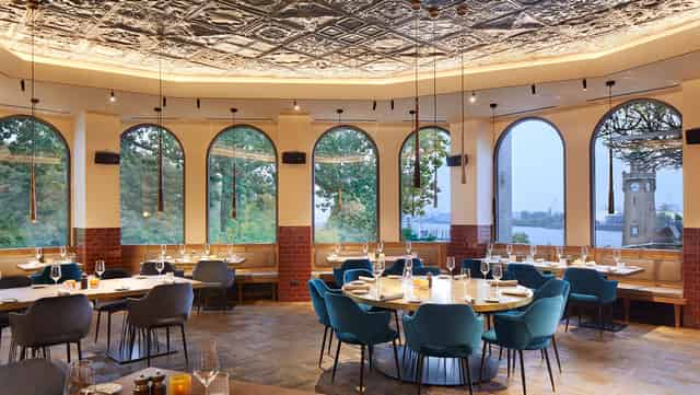 restaurant