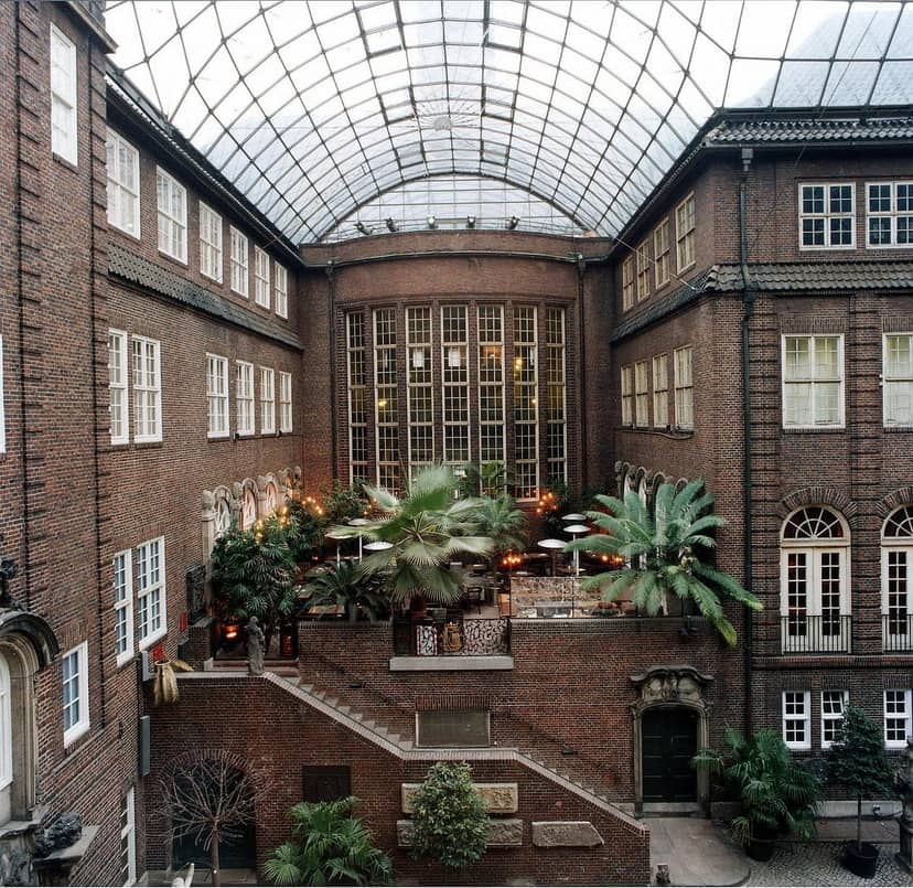 Hamburg Museum atrium event space cocktail launch