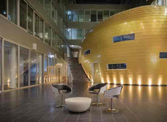 KLU Elphi Lounge: Modern atrium, statement feature, conference venue