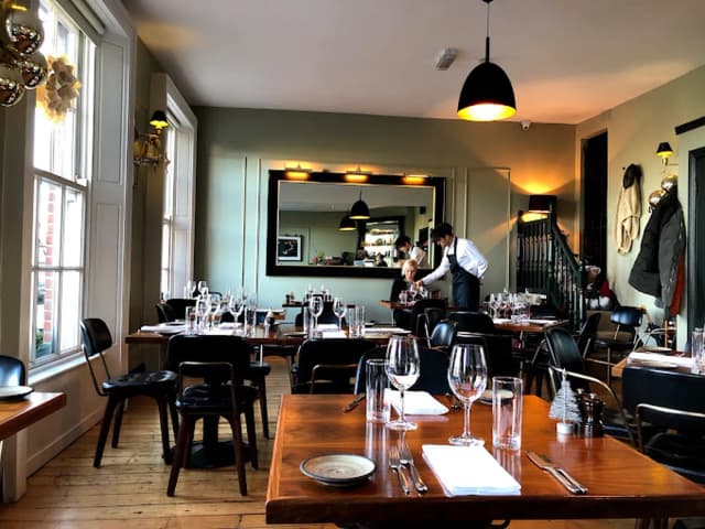 Mirror Room