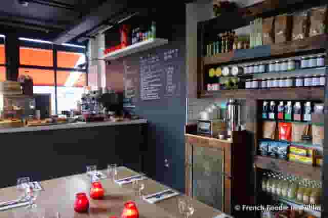 Bar