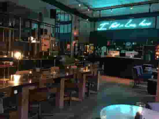 bar