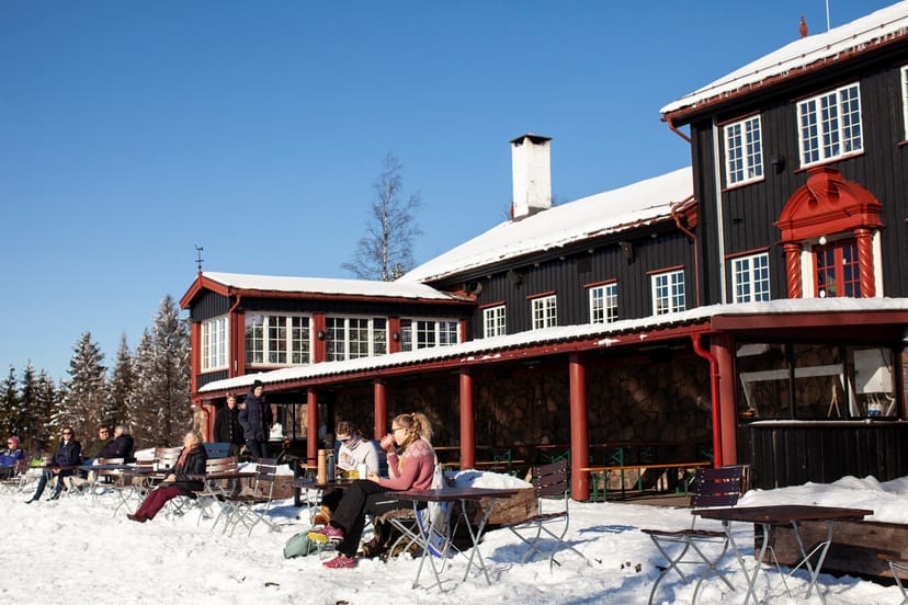 Vinterhagen lodge: winter corporate retreat, client appreciation event