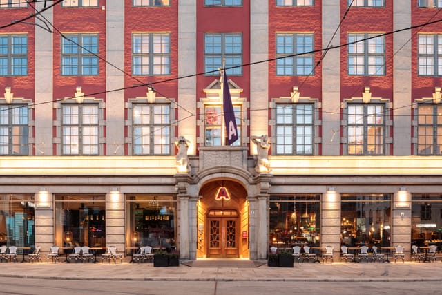 Amerikalinjen hotel: Stylish exterior, urban event venue.