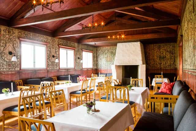 Rustic Sæterhytten museum event venue Gjestestuene