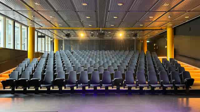 Oslo auditorium for tech conferences, meetings.
