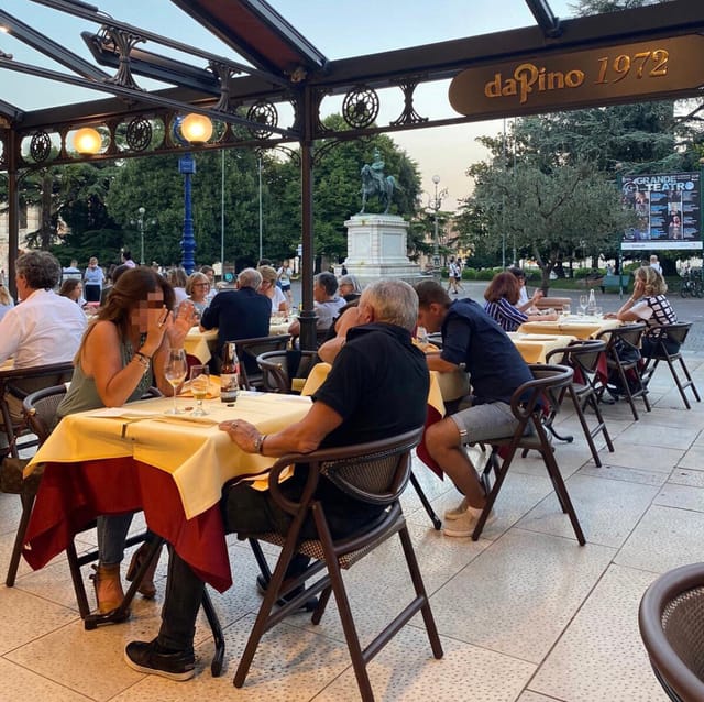 Ristorante DaPino al fresco dining, intimate event, social gathering