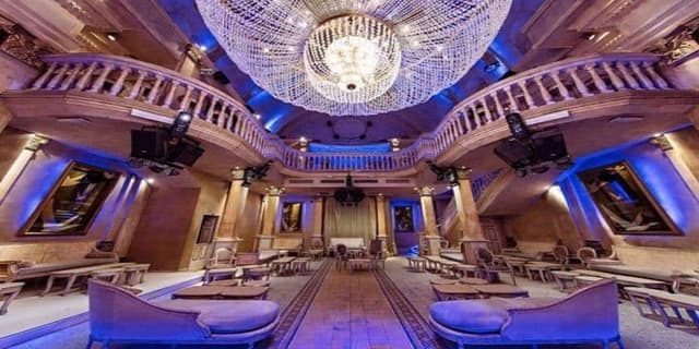 Live music venue