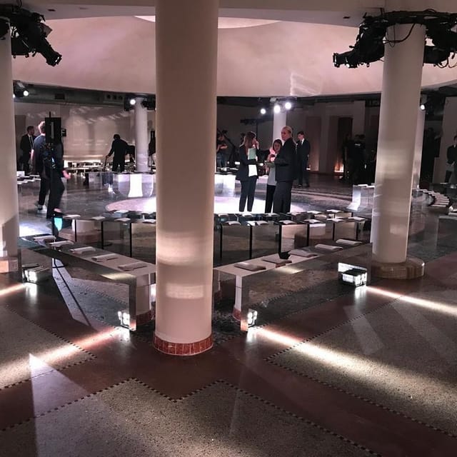 Filippetti Milan fashion show, circular seating, intimate event