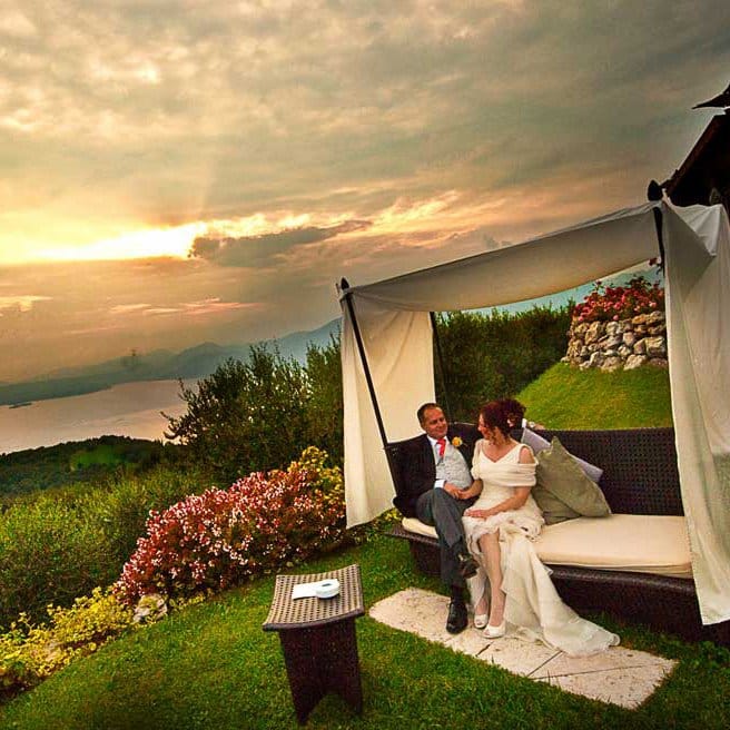 Elegant espresso bar wedding venue, scenic, romantic elopement.