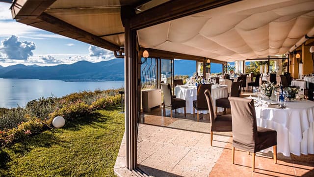 Casa degli Spiriti event venue, elegant interior, corporate wedding