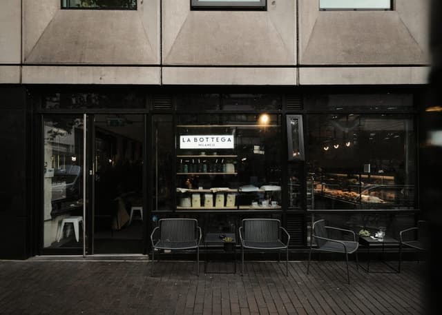 Coffee shop