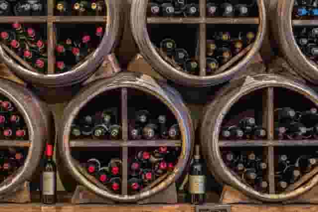 Wine bar