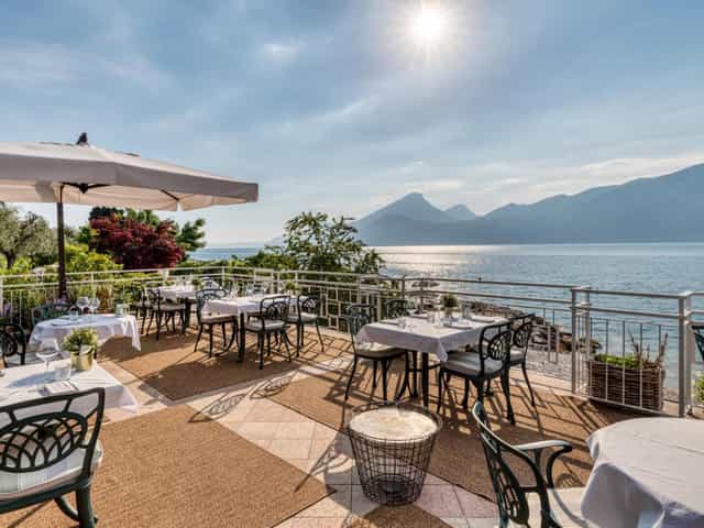 Lakefront Hotel Bolognese event, outdoor dining, wedding venue