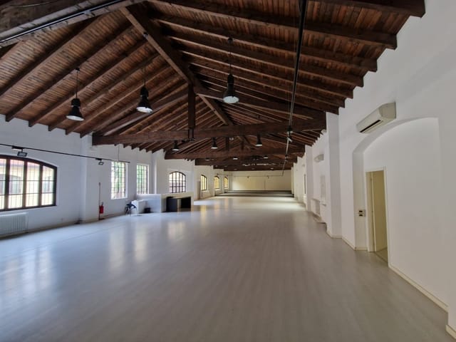 Milan venue event space natural light