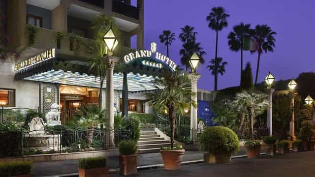 Grand hotel event venue, luxury retreat, wedding.