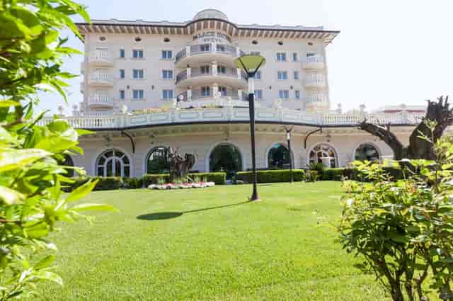 Elegant hotel garden reception wedding venue