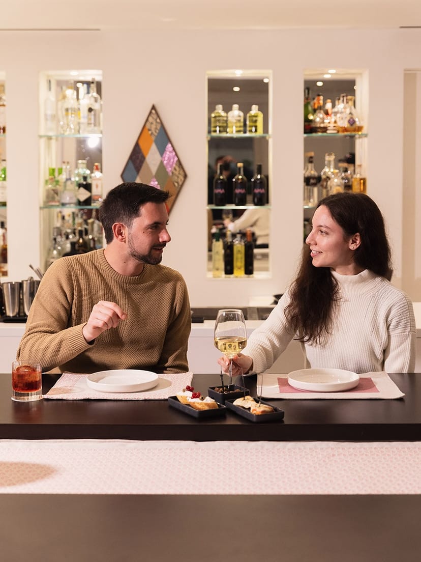 Hotel Morfeo Milano bar: intimate gathering, networking event, private dinner