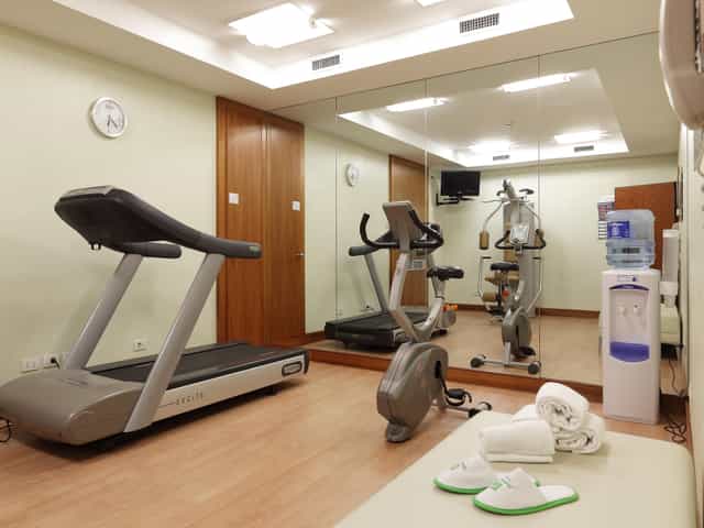 Holiday Inn Milan meeting room, fitness, corporate retreat