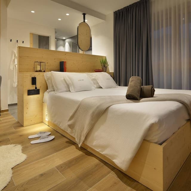 Suites