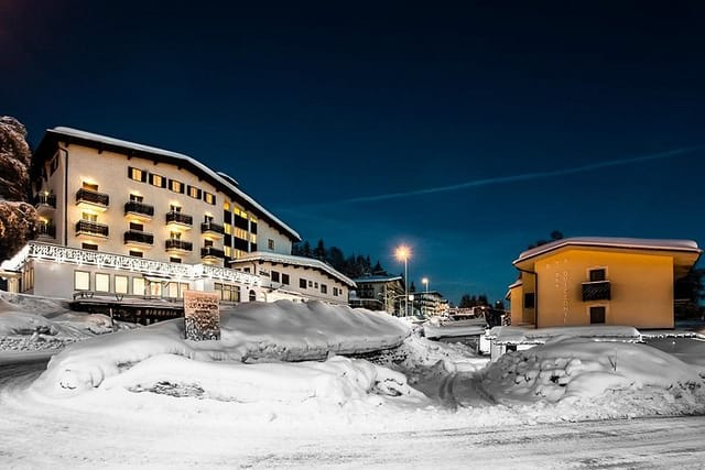 Mountain lodge ski retreat corporate event