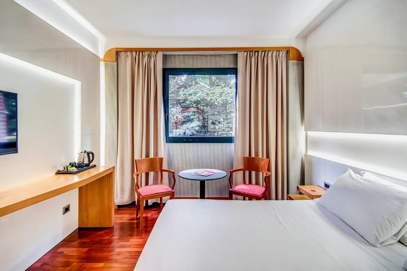Luxury hotel suite | VIP retreat | Executive comfort