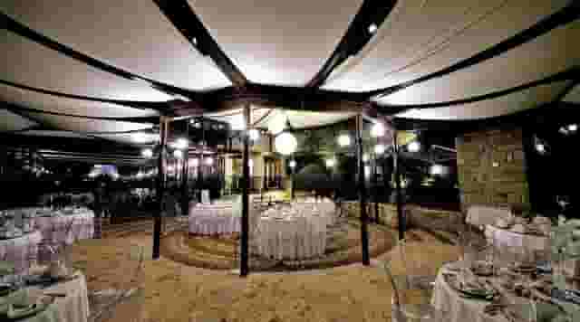 Banquet hall
