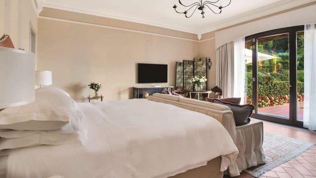Villa San Michele VIP suite, executive retreat, event space