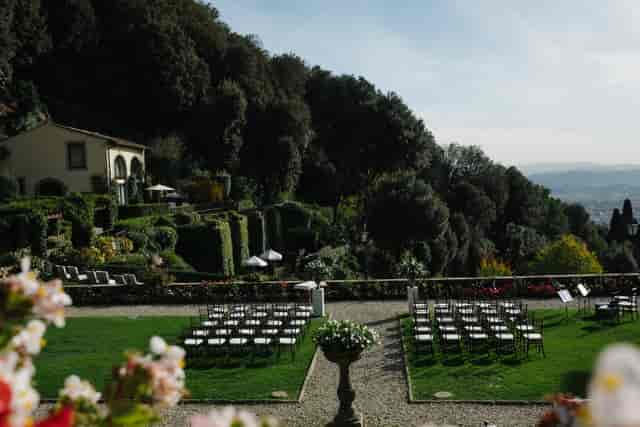 Villa San Michele wedding, garden ceremony, floral arch