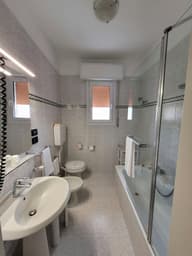 Small Meeting Rooms