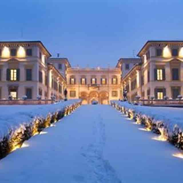 Historic venue for corporate galas, conferences
