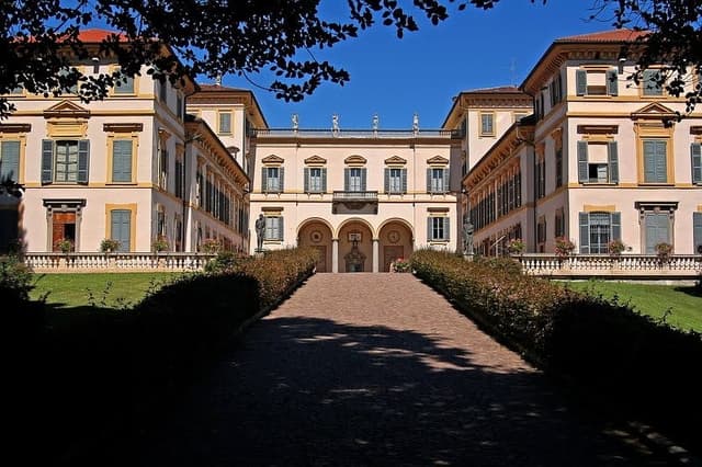 Roma