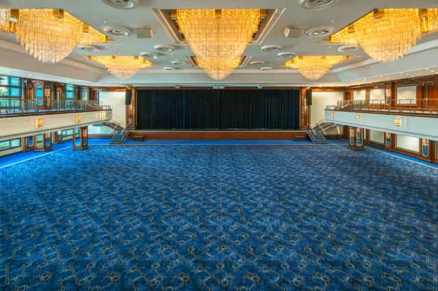 JW Marriott Berlin Ballroom conference gala stage