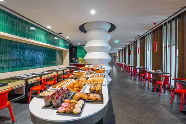 Sala Style Glam Hotel Milan breakfast buffet conference event