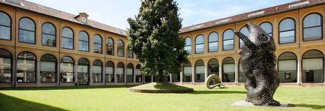 Milan conference venue courtyard event