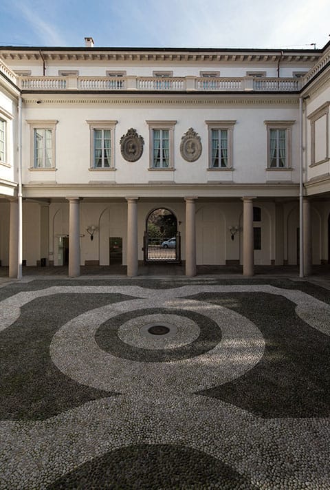 Centro Cariplo courtyard reception event space