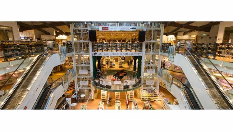 Eataly La Scuola event, bookstore stage, Milan book launch