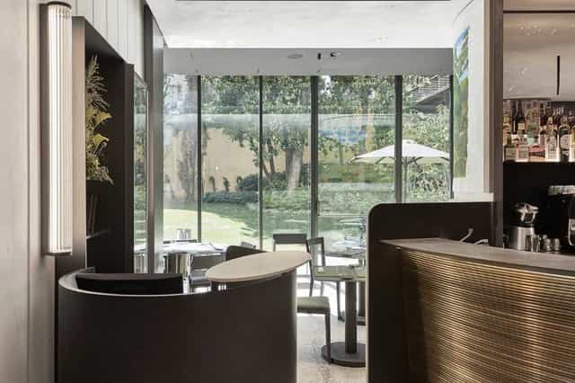 Modern Ristorante Andrea Aprea reception, garden view, corporate event