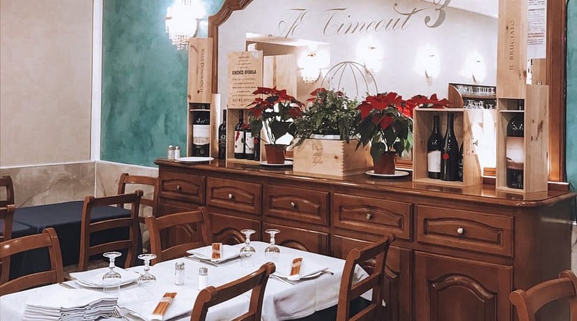 Private dining room, rustic charm, corporate dinner, celebration